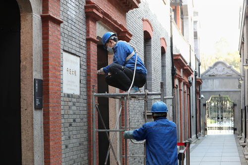 用的石灰精细如面粉 如此用心修缮上海红色建筑,她为何还要 挑刺